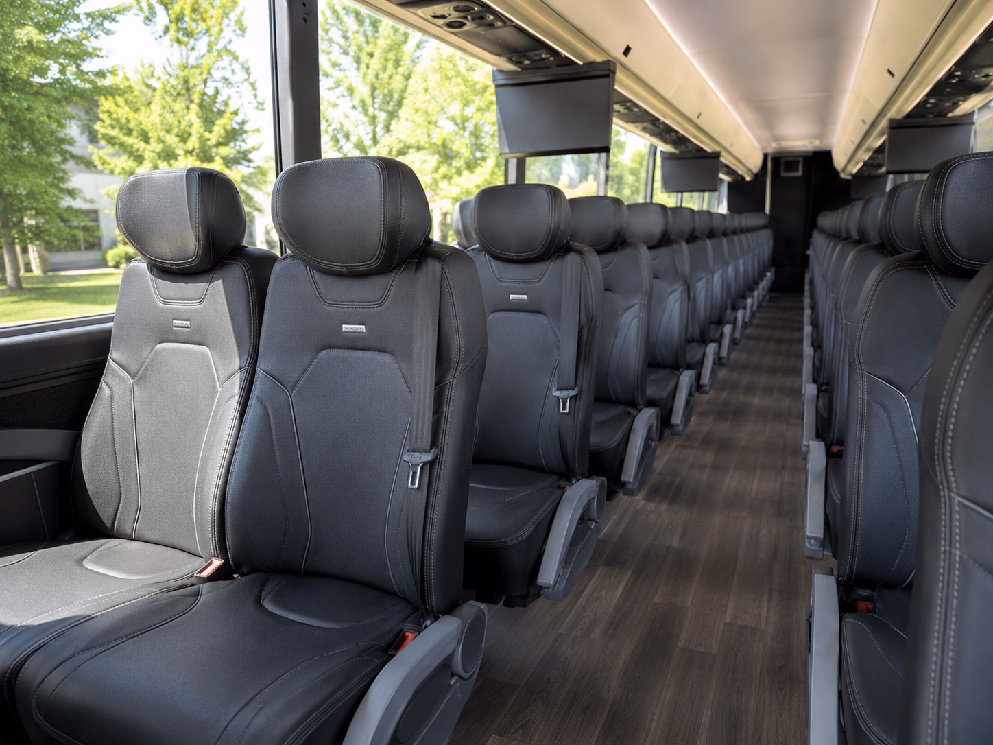 moving the bridal party and vip guests in style across north county