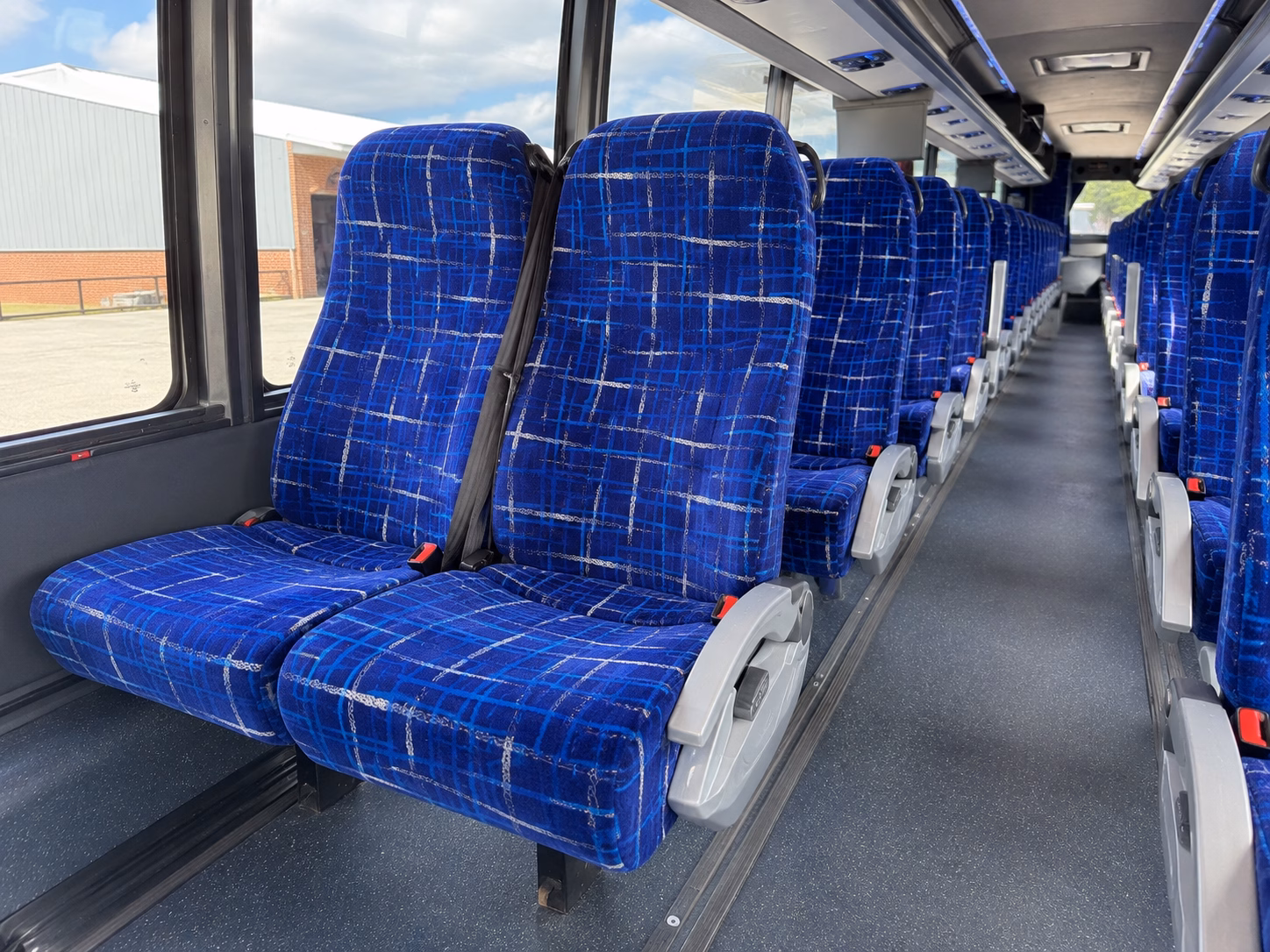 sanmarcoscharterbuscompany com has you covered for del mar racing season